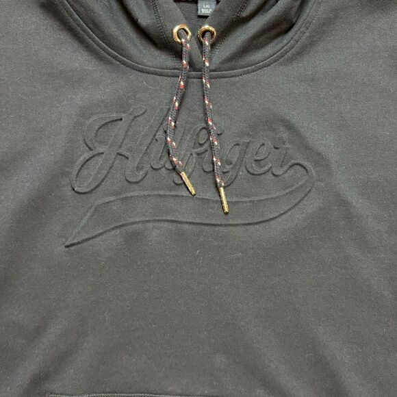 Tommy Hilfiger | Embossed Logo Hoodie Sweatshirt‎ - Picture 2 of 6